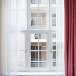 Rho Hotel