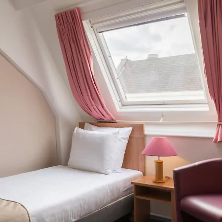Hotel Rho 3*