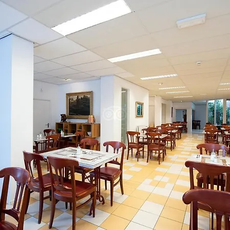 Rho Ξενοδοχείο 3*