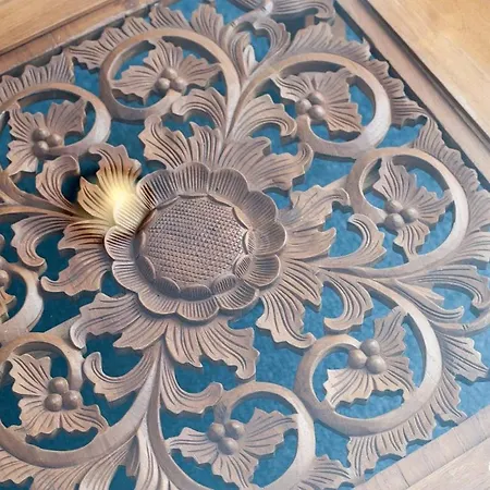 Ξενοδοχείο Rho 3*